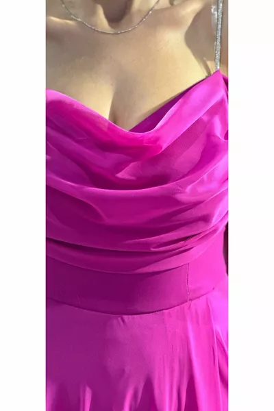 Длинное вечернее платье