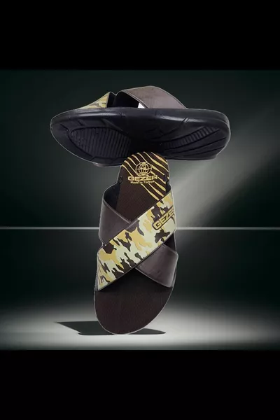 رجال ديلي كروس باند الشاطئ، البحر، بركة، حمام النعال