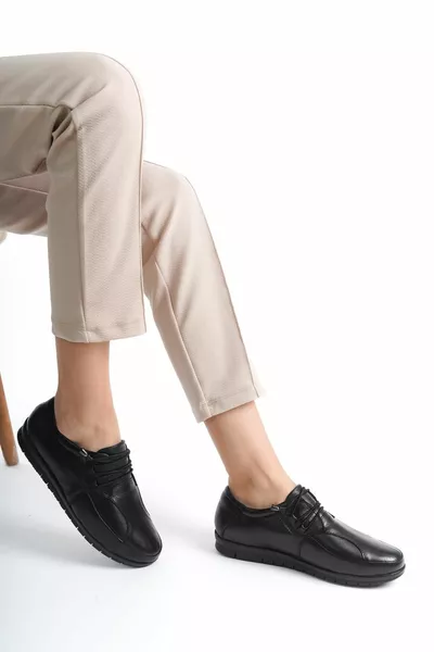  Hakiki Deri Ortopedik Lastik Bağcıklı Kadın Siyah Babet Ayakkabı