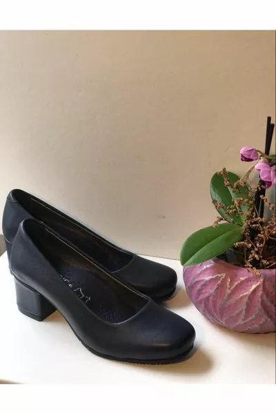 ٪ أحذية جلدية لتقويم العظام باللون الأزرق الداكن