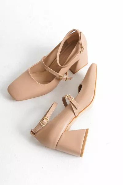 كوليا تن ماتي ماري جين بلانت اصبع القدم حزام أحذية