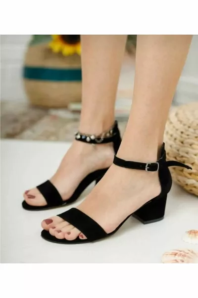 Дамски сандали на ток единична лента