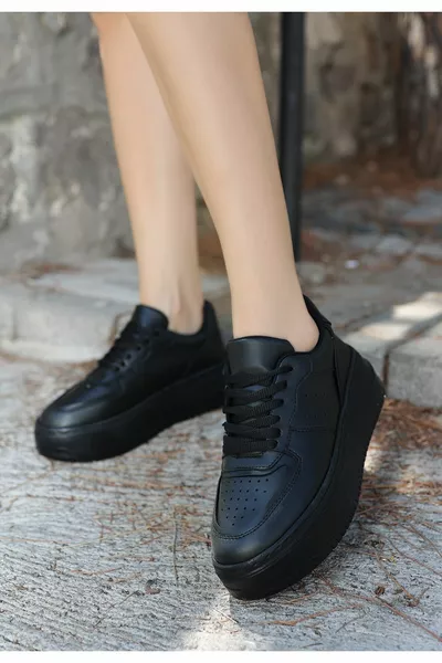 Кроссовки на шнуровке Mardy Black Skin