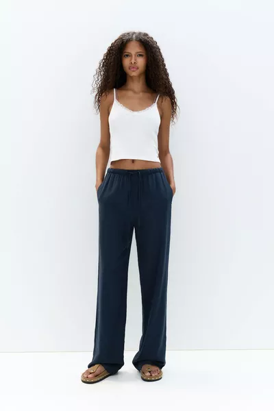 بنطال كتان واسع