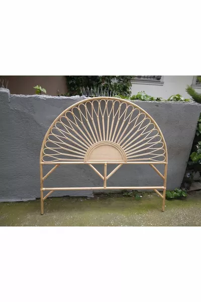 لوحة سرير بنمط عين الطائر من الخيزران