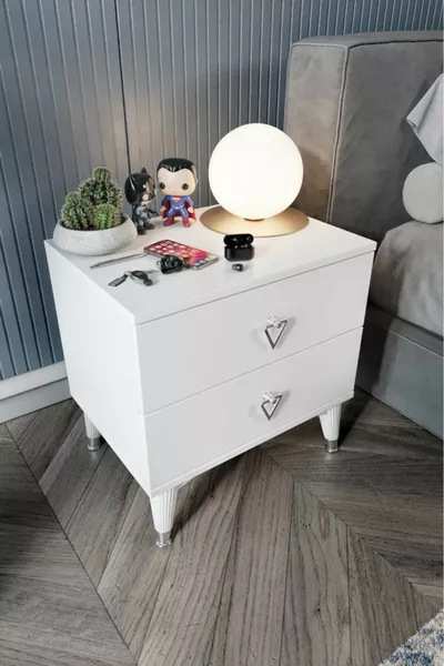 منضدة جانبية بسيطة بدرجين أبيض وفضي