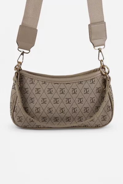 حقيبة فارمي مونوجرام بيج باجيت وعبر الجسم