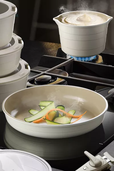 Ensemble de casseroles et poêles Midas Beige  pièces avec poignées amovibles et emboîtables I