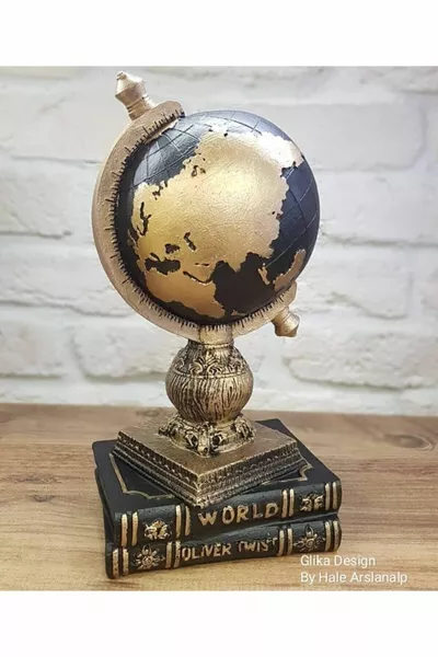 Bookish Globe