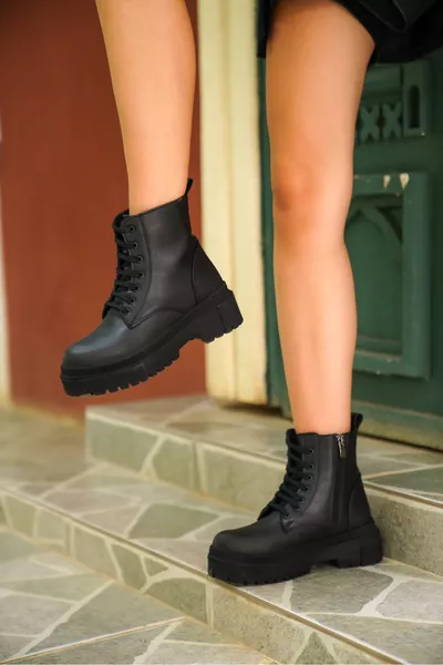  حذاء نسائي شتوي طبّي مقاوم للبرد