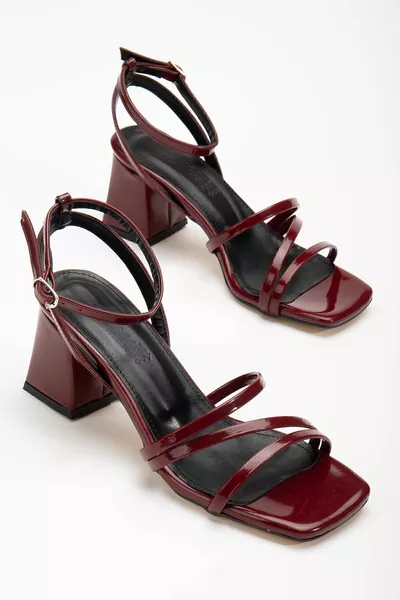 Sandales à talons pour femmes avec bande