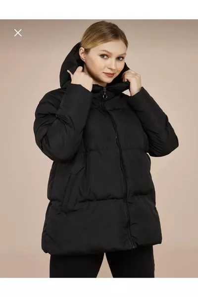 معطف نسائي منفوخ أسود بغطاء للرأس