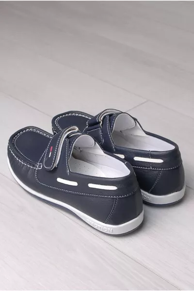 حذاء ولد كحلي بشريط لاصق