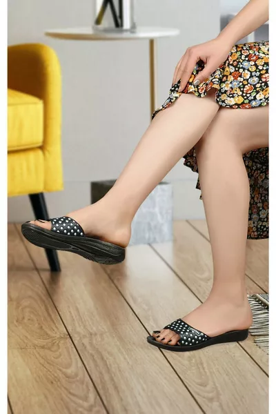 شبشب صيفي منقط - أديم للأحذية