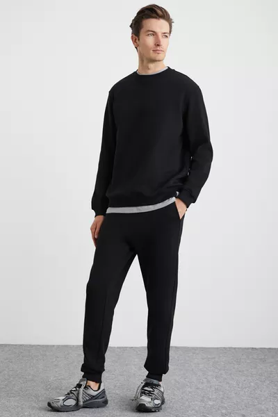 سروال رياضي رجالي أسود أدنس قطن عضوي عادي، داخله مبطن بقماش ناعم، وحواف مرنة