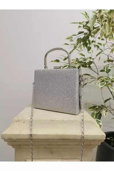 Damen Clutch Tasche aus Silber mit Glitzersand für festliche Anlässe