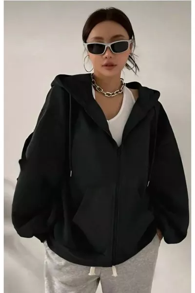 Cardigan nero con zip e cappuccio