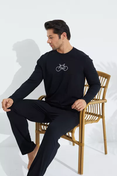 Zwart gebreid herenpyjama set met lange mouwen 