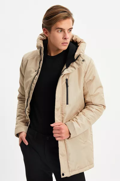 معطف صوف شتوي سميك رجالي بقبعة، مقاوم للرياح والماء باللون البيج