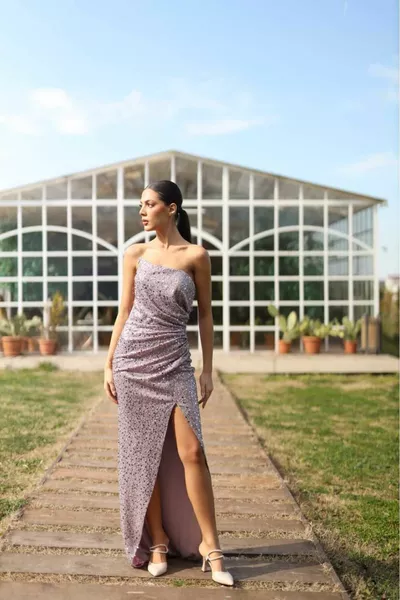 Дизайнерские вечерние платья