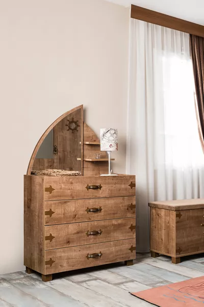 Reis Çamaşırlık ve Aynası