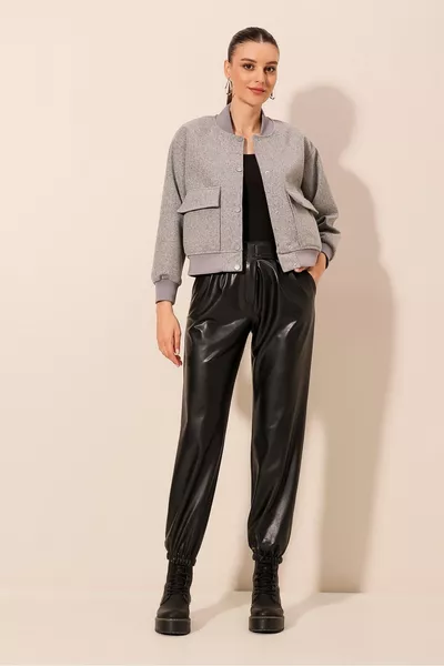  سترة قصيرة بجيوب مزدوجة - رمادي