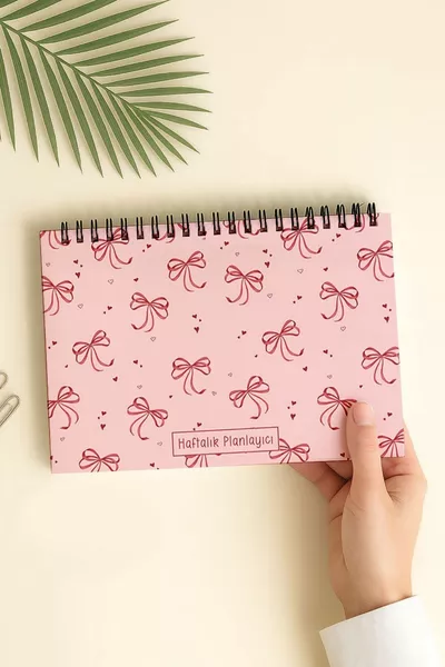 Седмичен планер  тетрадка, с гъвкава корица от тънък картон, годишен планер, розова панделка