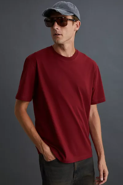 تي شيرت للجنس الذكري من solo، % قطن عضوي، نسيج سميك، مقاس مريح، بياقة دائرية، باللون الأحمر الداكن