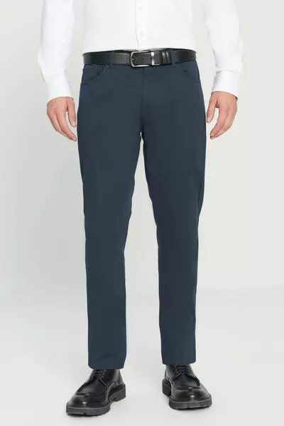 Heren donkerblauw slim fit strak gesneden 5-pocket katoenen stretch chino broek