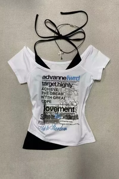 Beyaz Target Highly Lovement Madonna Yaka Ek Askılı Kısa Kollu Full Body Crop