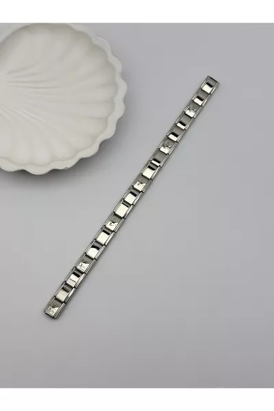 سوار إيطالي من الفولاذ مع نقشة نجوم