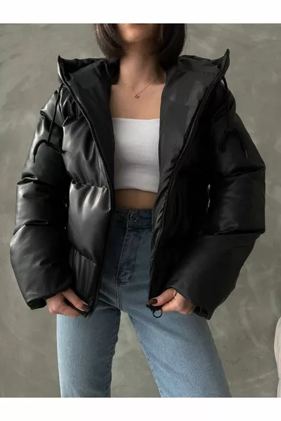 معطف نسائي أسود من الجلد المنفوخ