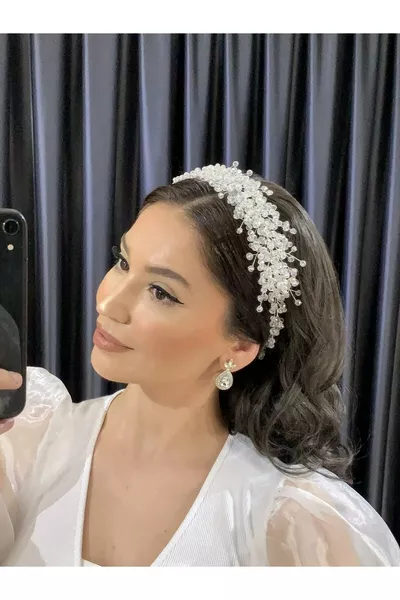 Сватбена Диадема с Бели Кристални Мъниста за Булка, Сватба, Конак, Годеж, 