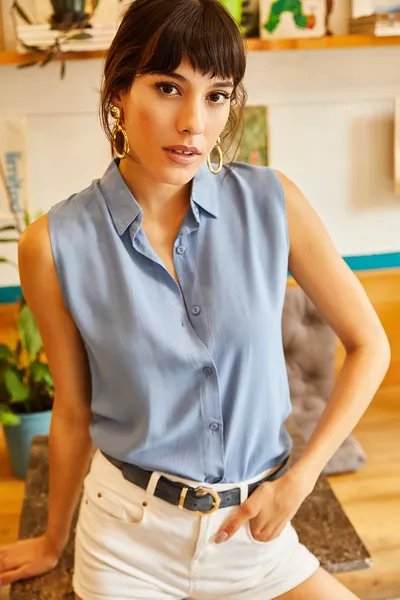 Camicia Donna Indaco Smanicata in Viscosa 