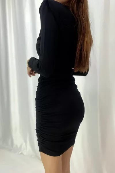 Robe taille noire décolletée à manches longues rembourrée en tissu crêpe importé