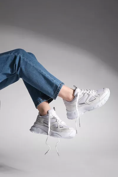 Sneaker Femme Semelle Haute Baskets à lacets Nevila argent