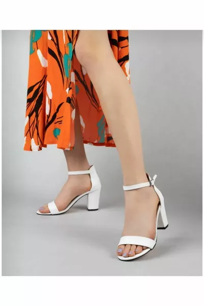 Women's sandals with single straps