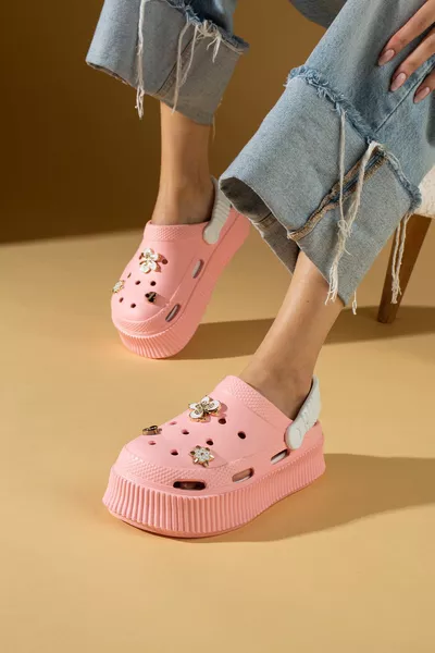 مسحوق نسائي إيفا سي بيتش كوك طبيب ممرضة مستشفى كونفورت صنادل عارضة شباشب