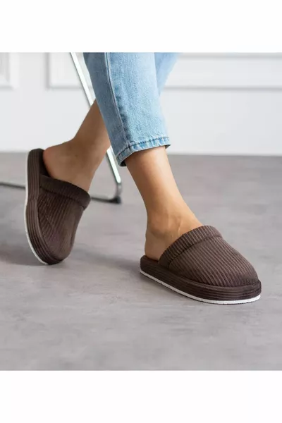 УНИСЕКС ДОМАШНИ ЧЕХЛИ СЪС ЗИМЕН ФИТИЛ ДАМСКИ МЪЖКИ ЧЕХЛИ