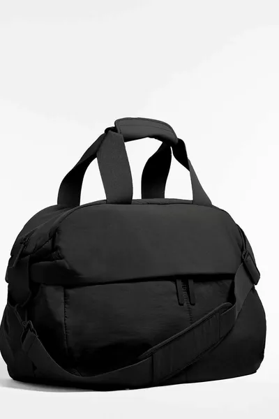 Спортивная сумка с клапаном и карманами