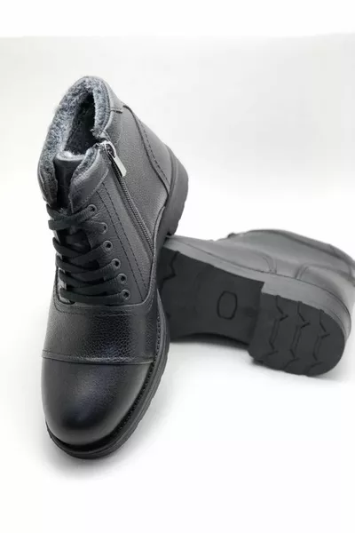 أحذية جلدية أصلية مضمونة أحذية جلدية للرجال مقاومة للماء مقاومة للماء في الشتاء مع فرو مستورد بالداخل