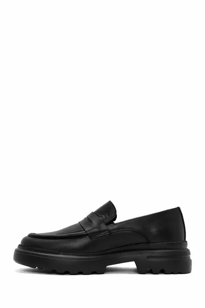 Men's Black Leather Casual Loafer 