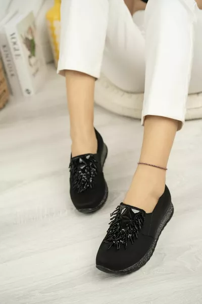 Sdf  حذاء نسائي من جلد الغزال الأسود