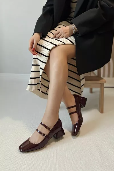 Per donna Mary Jane Borgogna Vernice Chiuso Retro Doppia fascia Punta quadrata Tacchi corti Ciliegia Rosso ciliegia