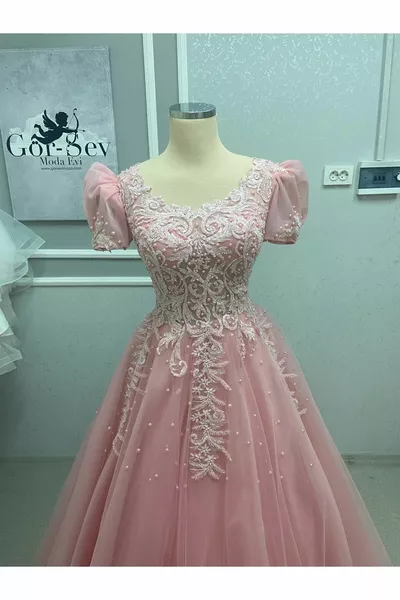 Robe de fiançailles au henné Helen à manches ballon de couleur poudre