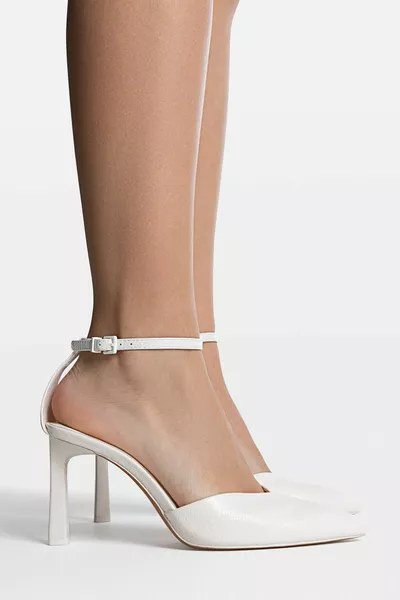 Hakken met enkelbandjes