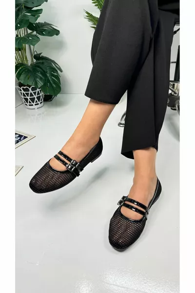 Casual Women's Black Ballet Flats Double Band Buckle Oval Toe Serrated Sole Short Heels 