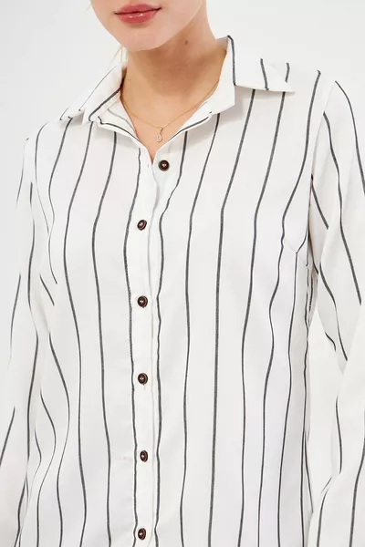 قميص نسائي مخطط بأكمام طويلة أبيض 