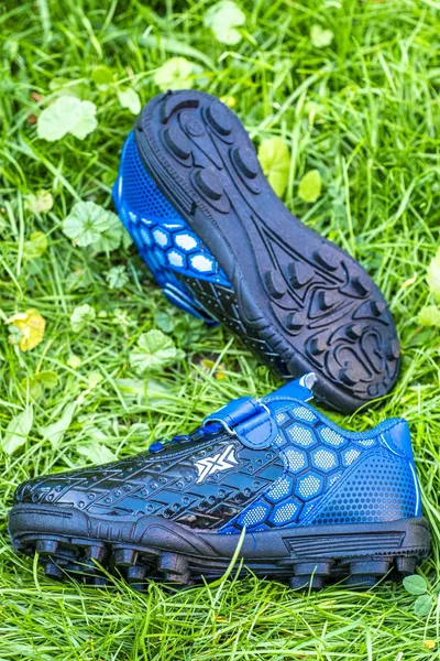 Van het de Voetballaarzen van jonge geitjes Astroturf de Schoenen Multi Grond Casual en Voetbal