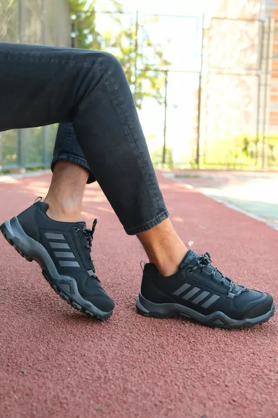 Zwart gerookte trekkingschoenen voor heren 